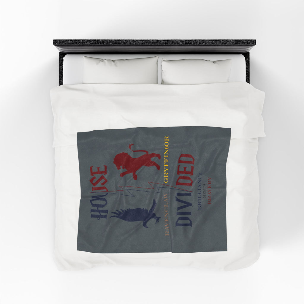 Ravenclaw Gryffindor House Divided Blanket | Brilliance Meets Bravery Throw